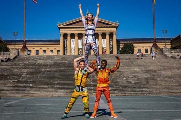 Photos: Cirque Du Soleil BAZZAR Artists Visit Philadelphia Museum Of Art And LOVE Park  Image