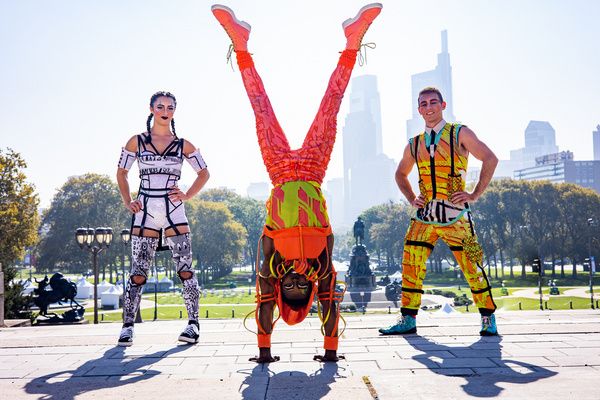 Photos: Cirque Du Soleil BAZZAR Artists Visit Philadelphia Museum Of Art And LOVE Park  Image