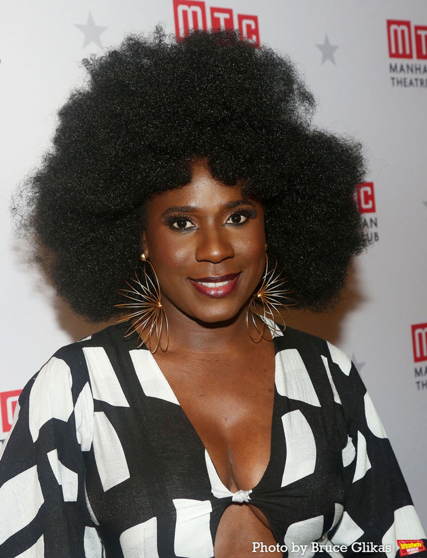 Photos: Taraji P. Henson, Noah Centineo & More Arrive on the Red Carpet for JAJA's AFRICAN HAIR BRAIDING  Image