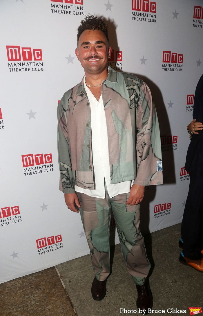 Photos: Taraji P. Henson, Noah Centineo & More Arrive on the Red Carpet for JAJA's AFRICAN HAIR BRAIDING — photo 77 of 121