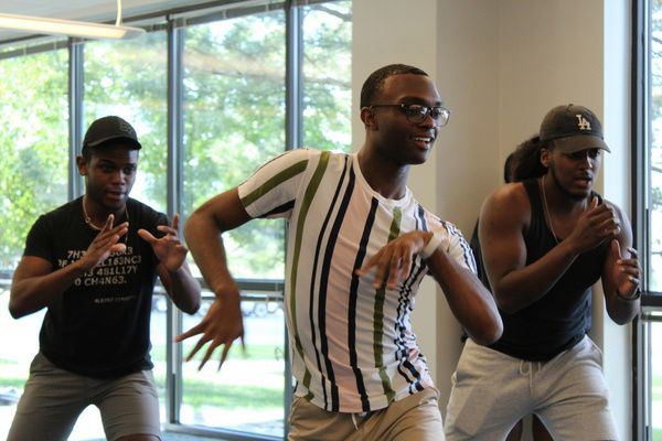 Photos: Go Inside Rehearsals for DREAMGIRLS At Lone Tree Arts Center  Image