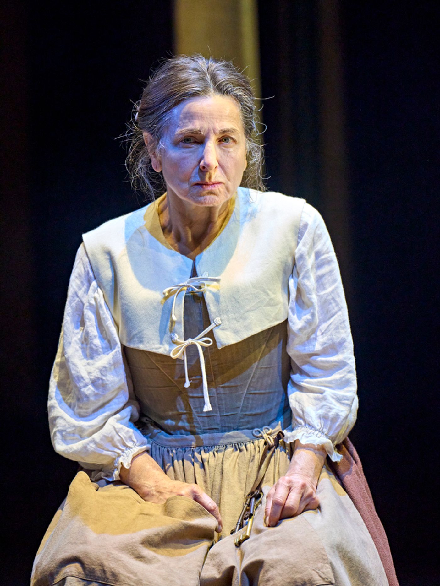 Photos: First Look at the West End Transfer of HAMNET  Image