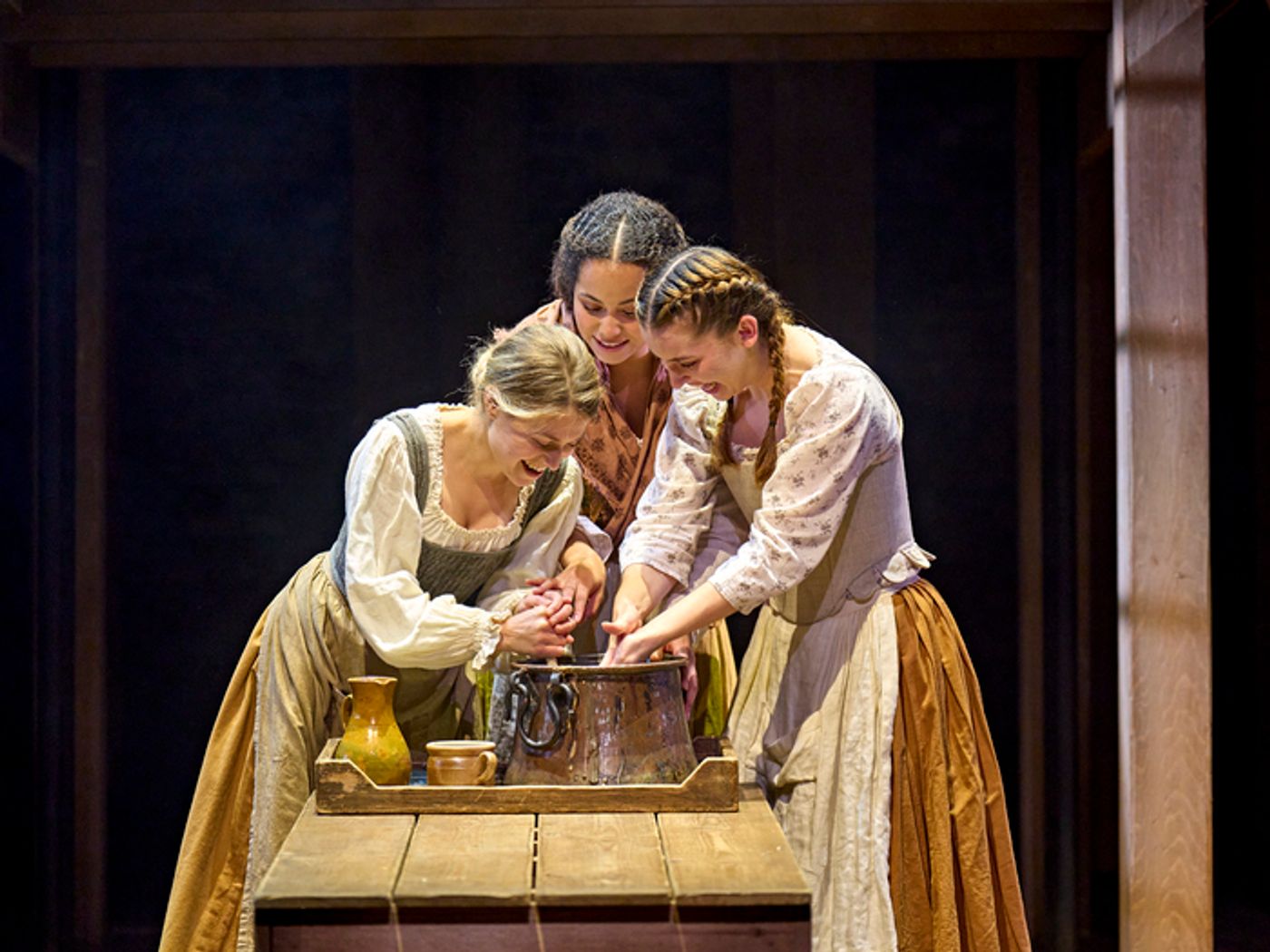 Photos: First Look at the West End Transfer of HAMNET  Image