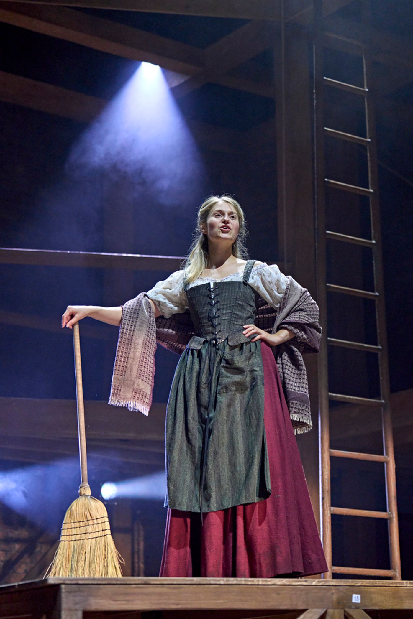 Photos: First Look at the West End Transfer of HAMNET  Image