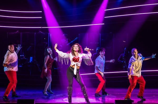 Khi’Shawn Robinson, Cami Taleisnik, Gaby Albo, Javier Iván, and Ralphie Rivera de  Photo