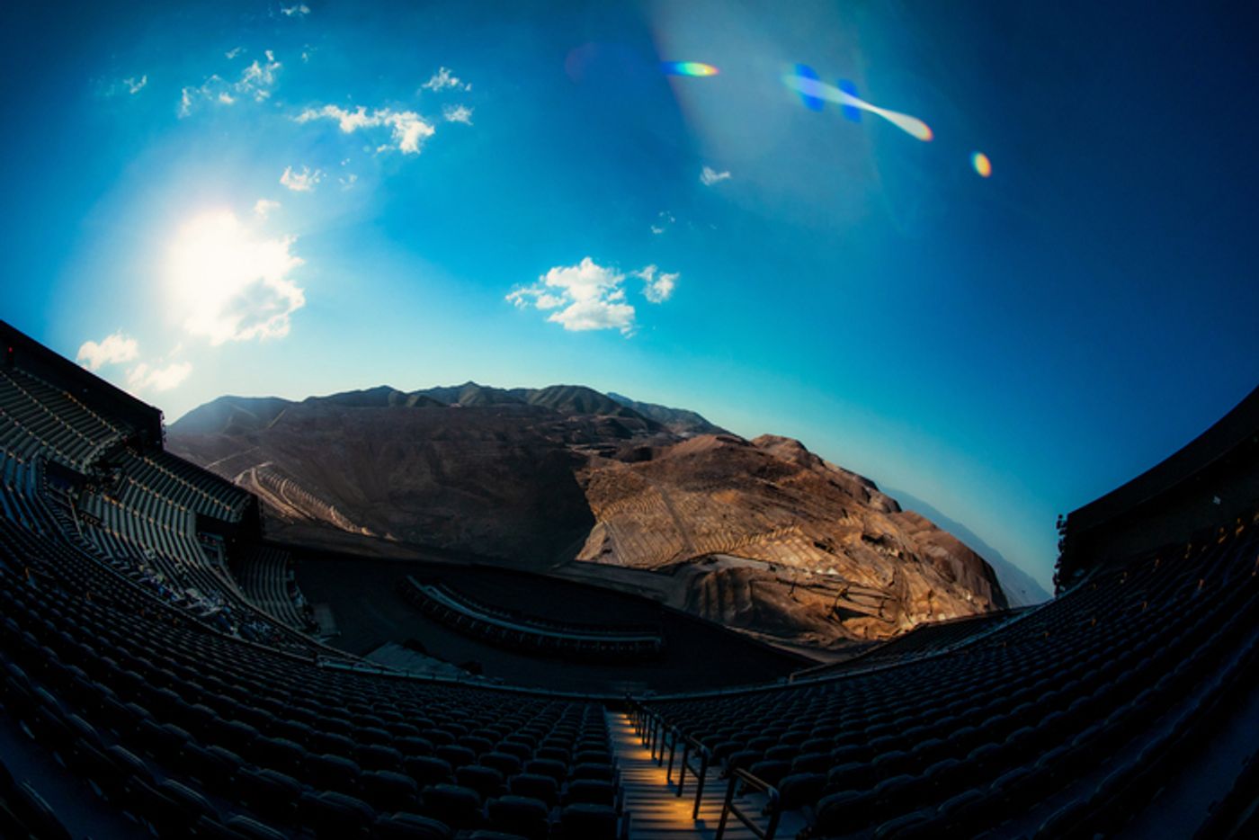Photos: First Look at Darren Aronofsky's POSTCARDS FROM EARTH at Sphere  Image