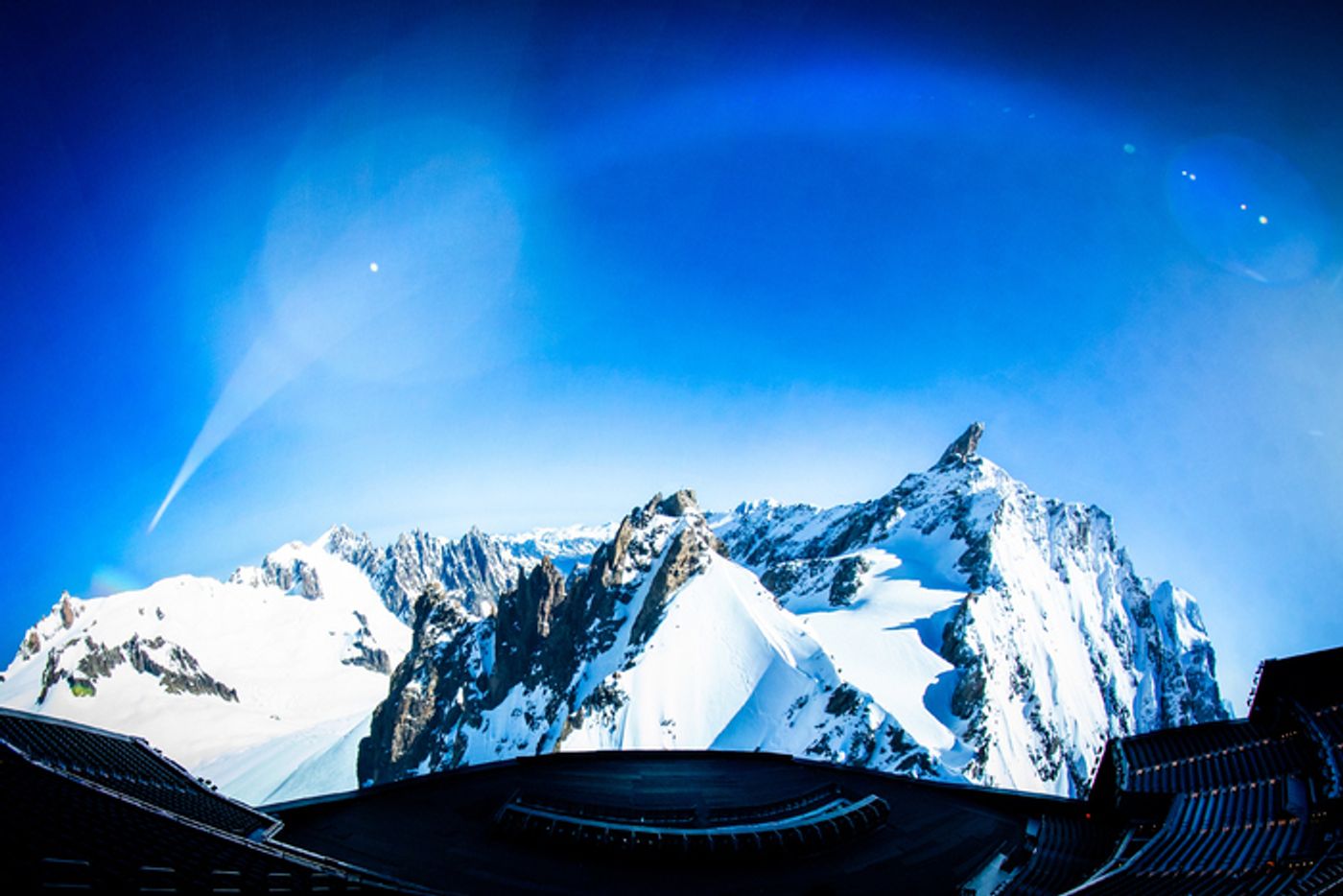 Photos: First Look at Darren Aronofsky's POSTCARDS FROM EARTH at Sphere  Image