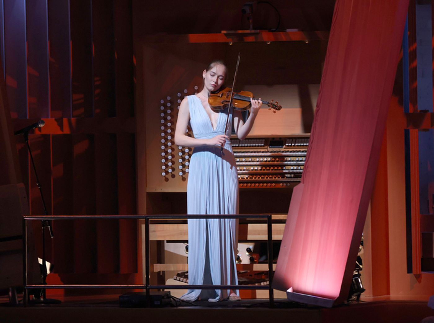Photos: Go Inside The Los Angeles Philharmonic's Gala CELEBRATING FRANK GEHRY Photos: Go Inside The Los Angeles Philharmonic's Gala CELEBRATING FRANK GEHRY Image