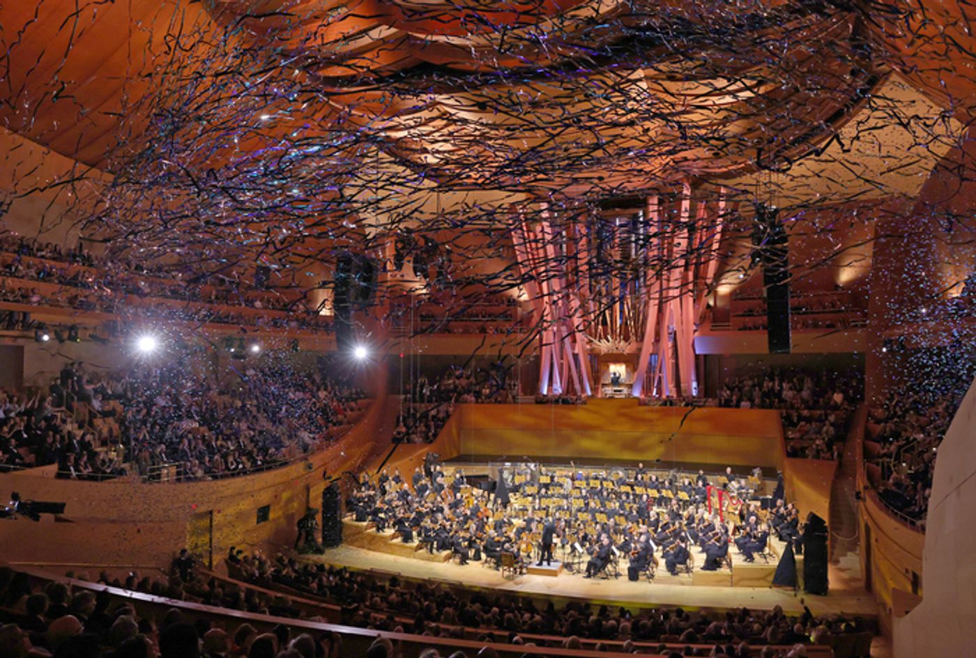 Photos: Go Inside The Los Angeles Philharmonic's Gala CELEBRATING FRANK GEHRY Photos: Go Inside The Los Angeles Philharmonic's Gala CELEBRATING FRANK GEHRY Image