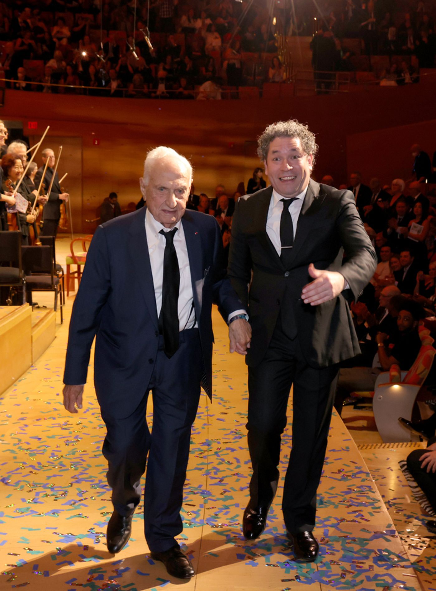 Photos: Go Inside The Los Angeles Philharmonic's Gala CELEBRATING FRANK GEHRY Photos: Go Inside The Los Angeles Philharmonic's Gala CELEBRATING FRANK GEHRY Image