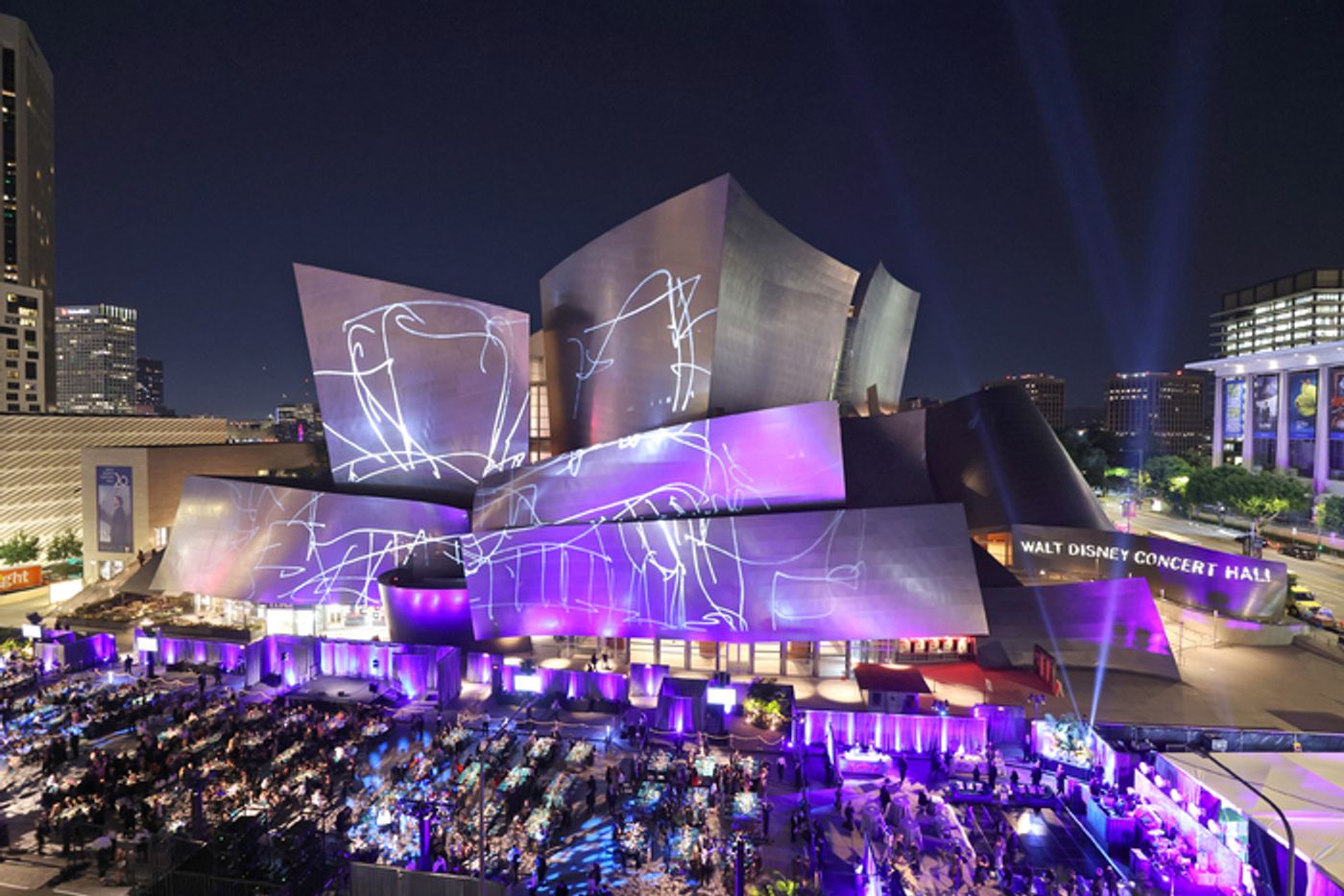 Photos: Go Inside The Los Angeles Philharmonic's Gala CELEBRATING FRANK GEHRY Photos: Go Inside The Los Angeles Philharmonic's Gala CELEBRATING FRANK GEHRY Image