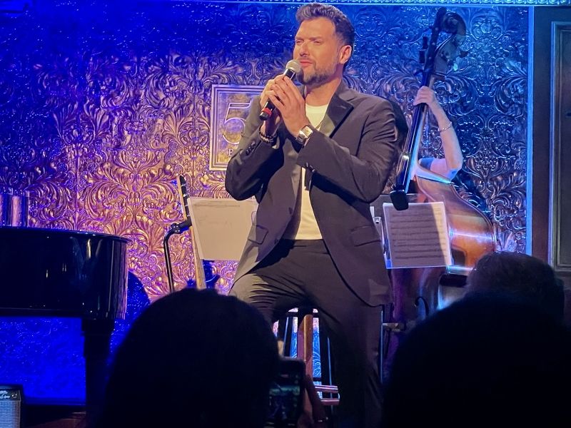 Review: Mauricio Martinez Turns Auditioning into Art In 5'11', BASED IN NYC at 54 Below  Image