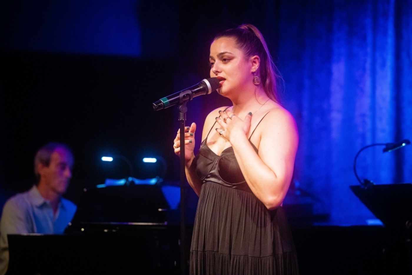 Photos: October 3rd THE LINEUP WITH SUSIE MOSHER at Birdland Theater Photos: October 3rd THE LINEUP WITH SUSIE MOSHER at Birdland Theater Image