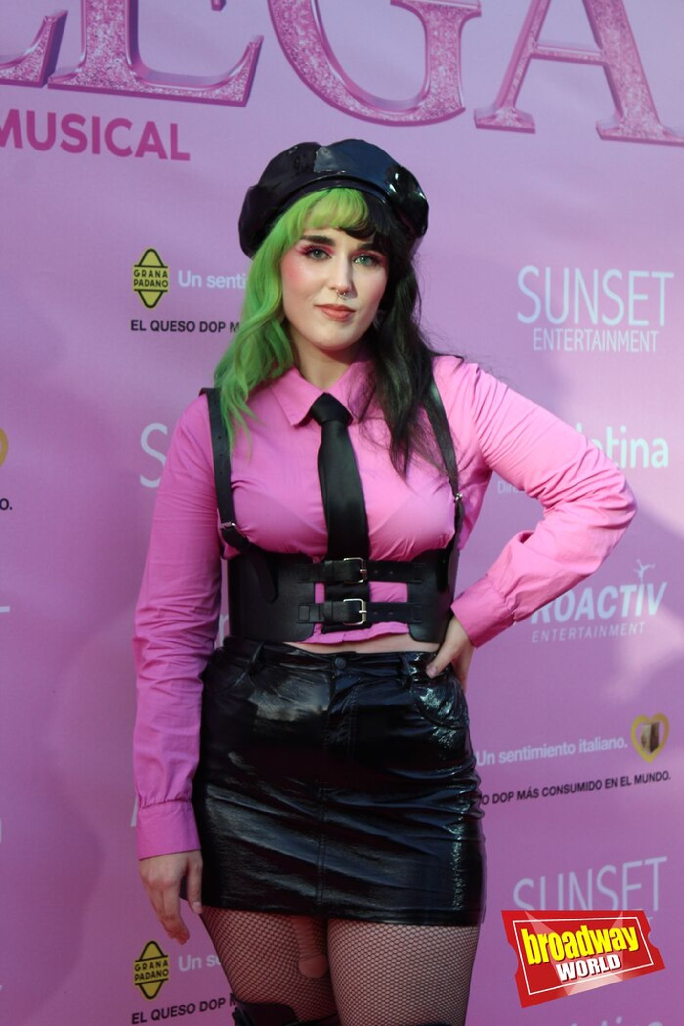 Photos: Noche de estreno de UNA RUBIA MUY LEGAL en el Teatro La Latina Photos: Noche de estreno de UNA RUBIA MUY LEGAL en el Teatro La Latina Image