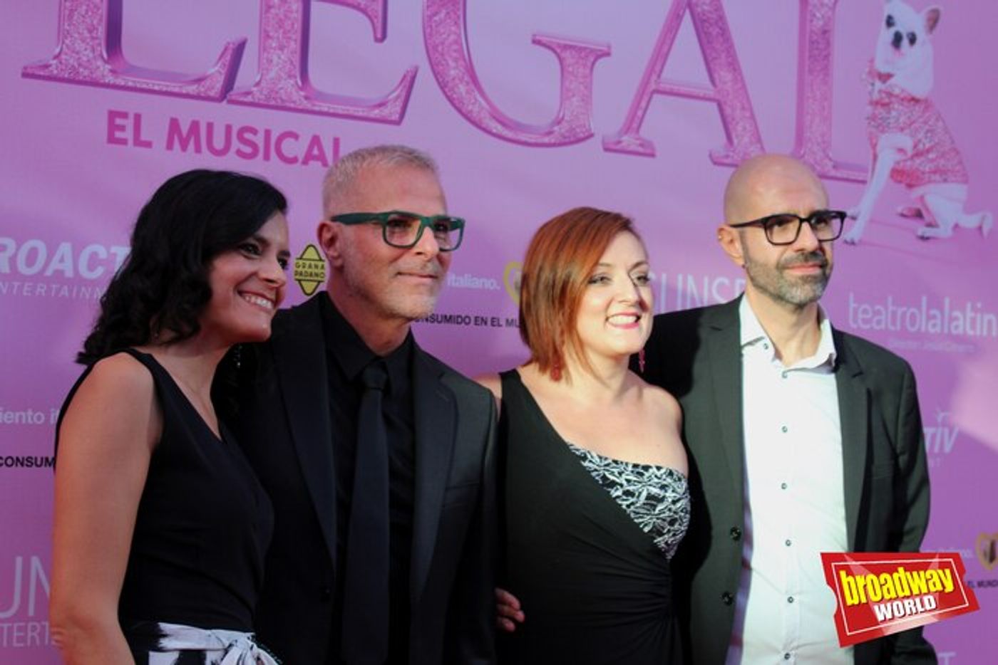 Photos: Noche de estreno de UNA RUBIA MUY LEGAL en el Teatro La Latina Photos: Noche de estreno de UNA RUBIA MUY LEGAL en el Teatro La Latina Image