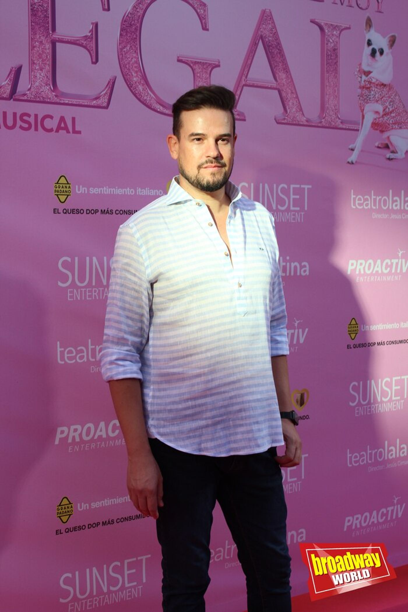 Photos: Noche de estreno de UNA RUBIA MUY LEGAL en el Teatro La Latina Photos: Noche de estreno de UNA RUBIA MUY LEGAL en el Teatro La Latina Image