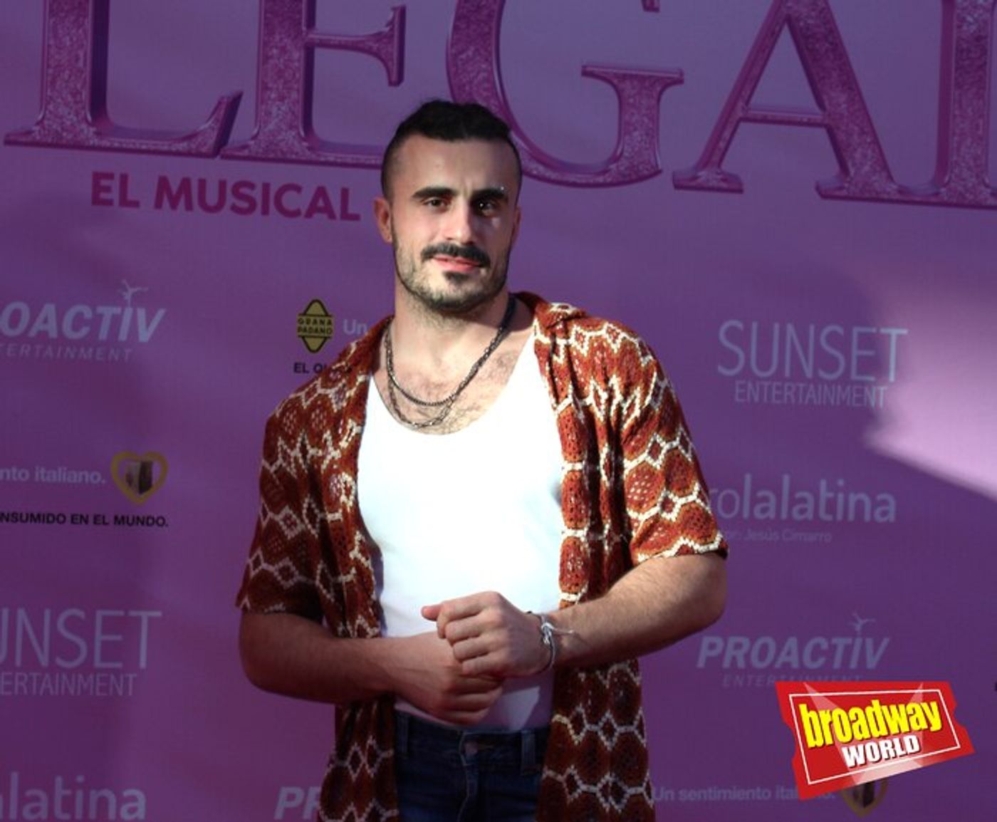 Photos: Noche de estreno de UNA RUBIA MUY LEGAL en el Teatro La Latina Photos: Noche de estreno de UNA RUBIA MUY LEGAL en el Teatro La Latina Image