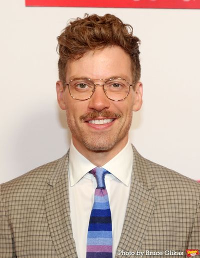 Barrett Foa Photo