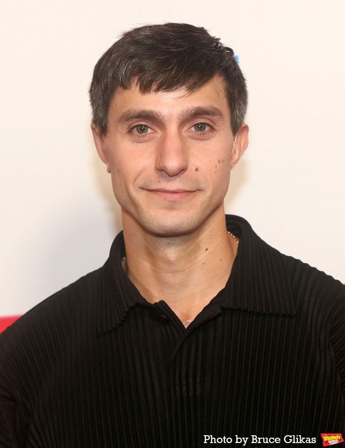 Gideon Glick Photo