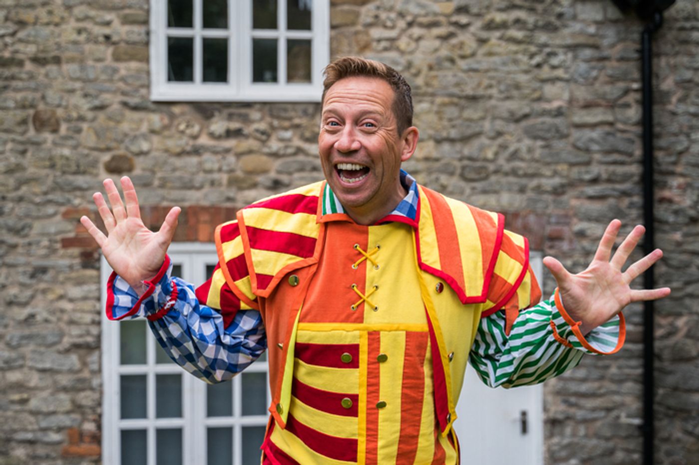 Photos: Wolverhampton Grand Theatre Launches SNOW WHITE Pantomime  Image