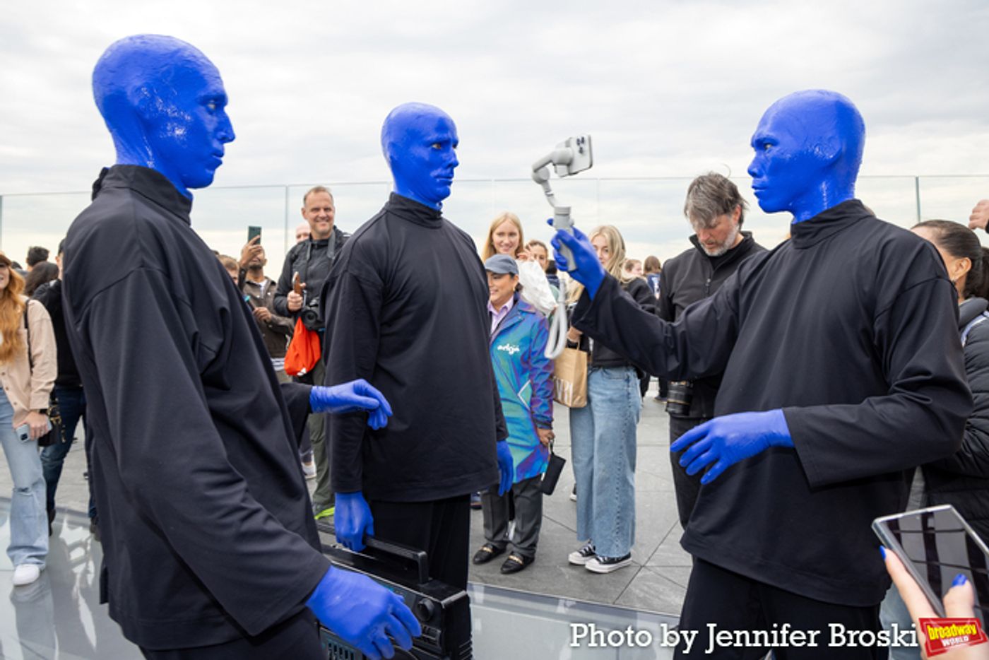 Photos: Blue Man Group Celebrates 17K Performances at Edge  Image