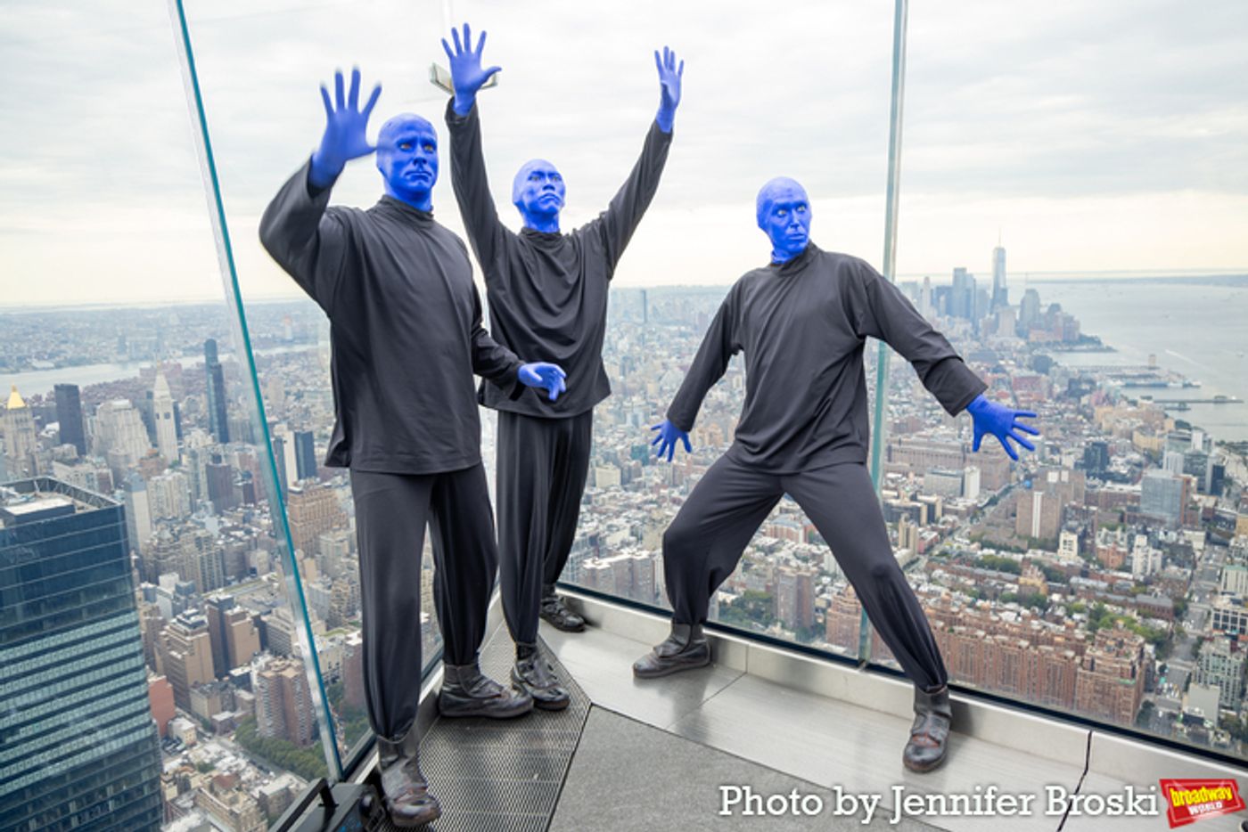 Photos: Blue Man Group Celebrates 17K Performances at Edge  Image