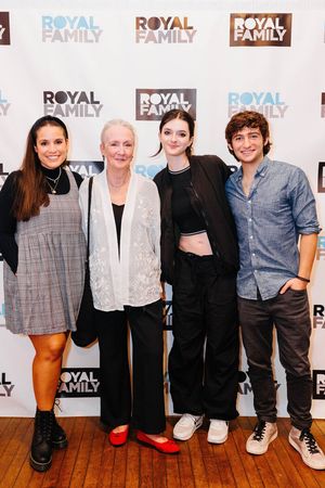 Gina Naomi Baez, Katheleen Chalfant, Imogen Williams, Julian Shatkin @ BroadwayWorld Gina Naomi Baez, Katheleen Chalfant, Imogen Williams, Julian Shatkin Photo
