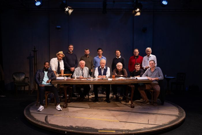 Photos: Inside Rehearsal and Full Cast Set For TWELVE ANGRY MEN on UK Tour  Image