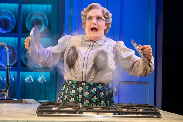 Rob McClure (Euphegenia Doubtfire) Photo