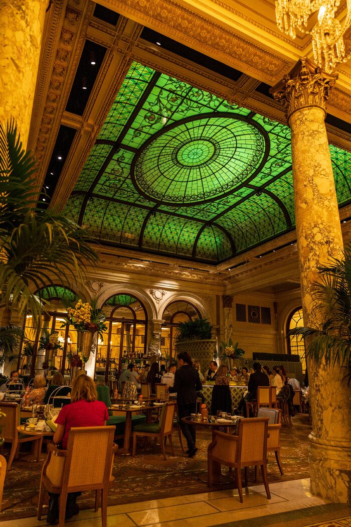 Photos: WICKED Stars Alyssa Fox and McKenzie Kurtz Enjoy the Plaza Hotel's WICKED-Themed Tea — photo 15 of 15