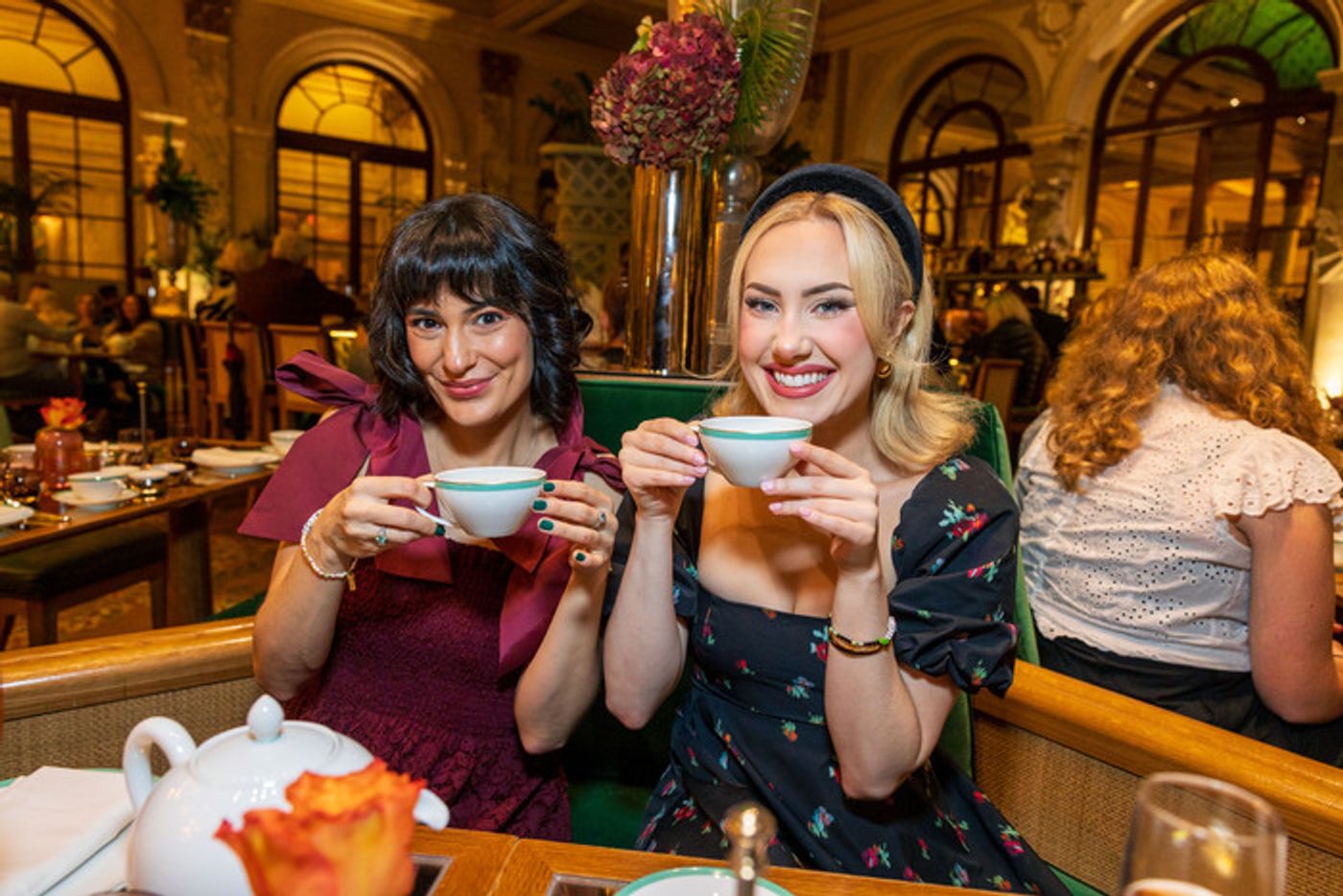Photos: WICKED Stars Alyssa Fox and McKenzie Kurtz Enjoy the Plaza Hotel's WICKED-Themed Tea  Image