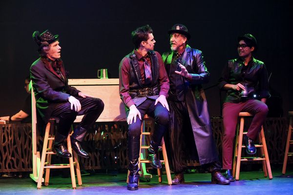 Bob Himlin as Mr. Van Tassel, Dennis Peters as Ichabod Crane, Paul Morgavo as Mr. Van Photo