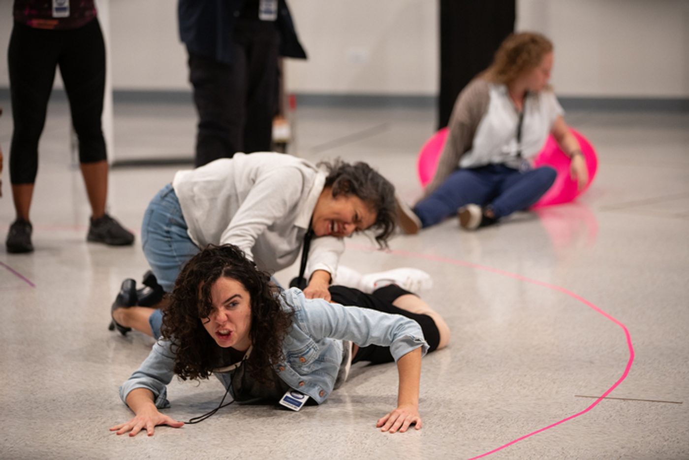 Photos: In Rehearsal For POTUS At Steppenwolf Theatre Company  Image