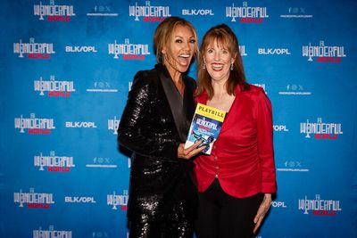Vanessa Williams and Liz Curtis Photo