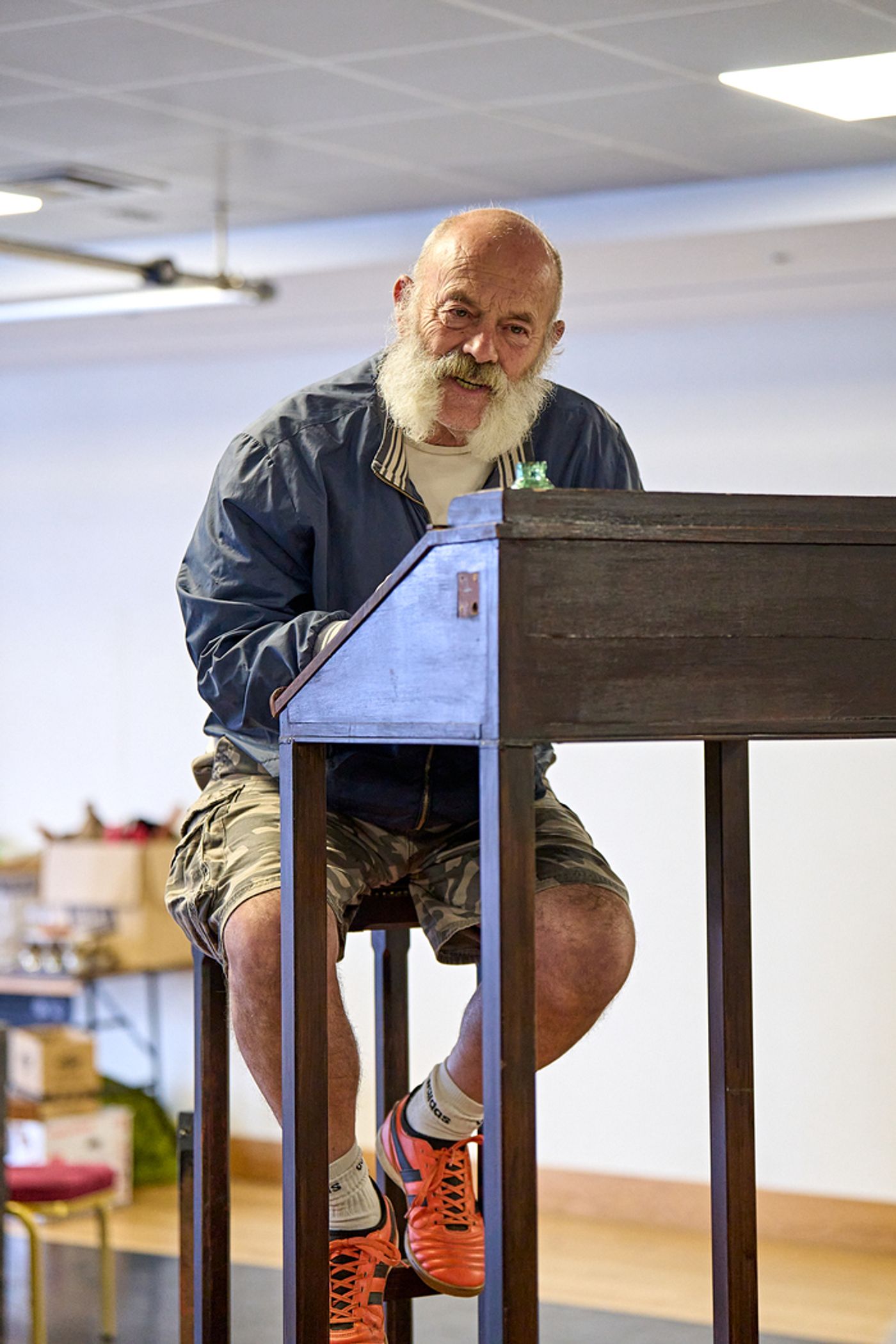 Photos: First Look Inside Rehearsal For Mark Gatiss' A CHRISTMAS CAROL  Image