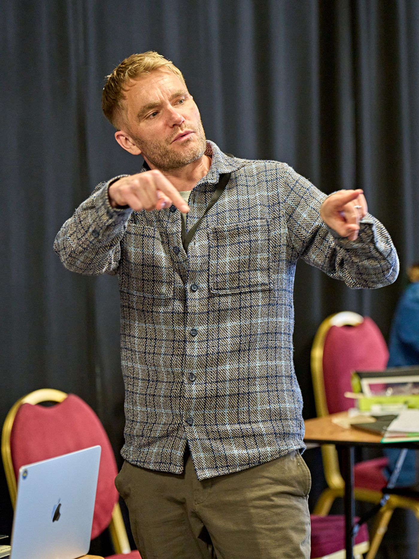 Photos: First Look Inside Rehearsal For Mark Gatiss' A CHRISTMAS CAROL  Image