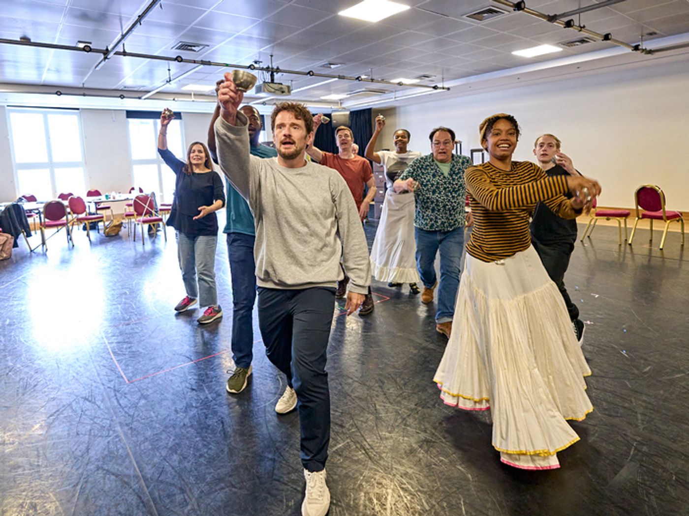 Photos: First Look Inside Rehearsal For Mark Gatiss' A CHRISTMAS CAROL  Image