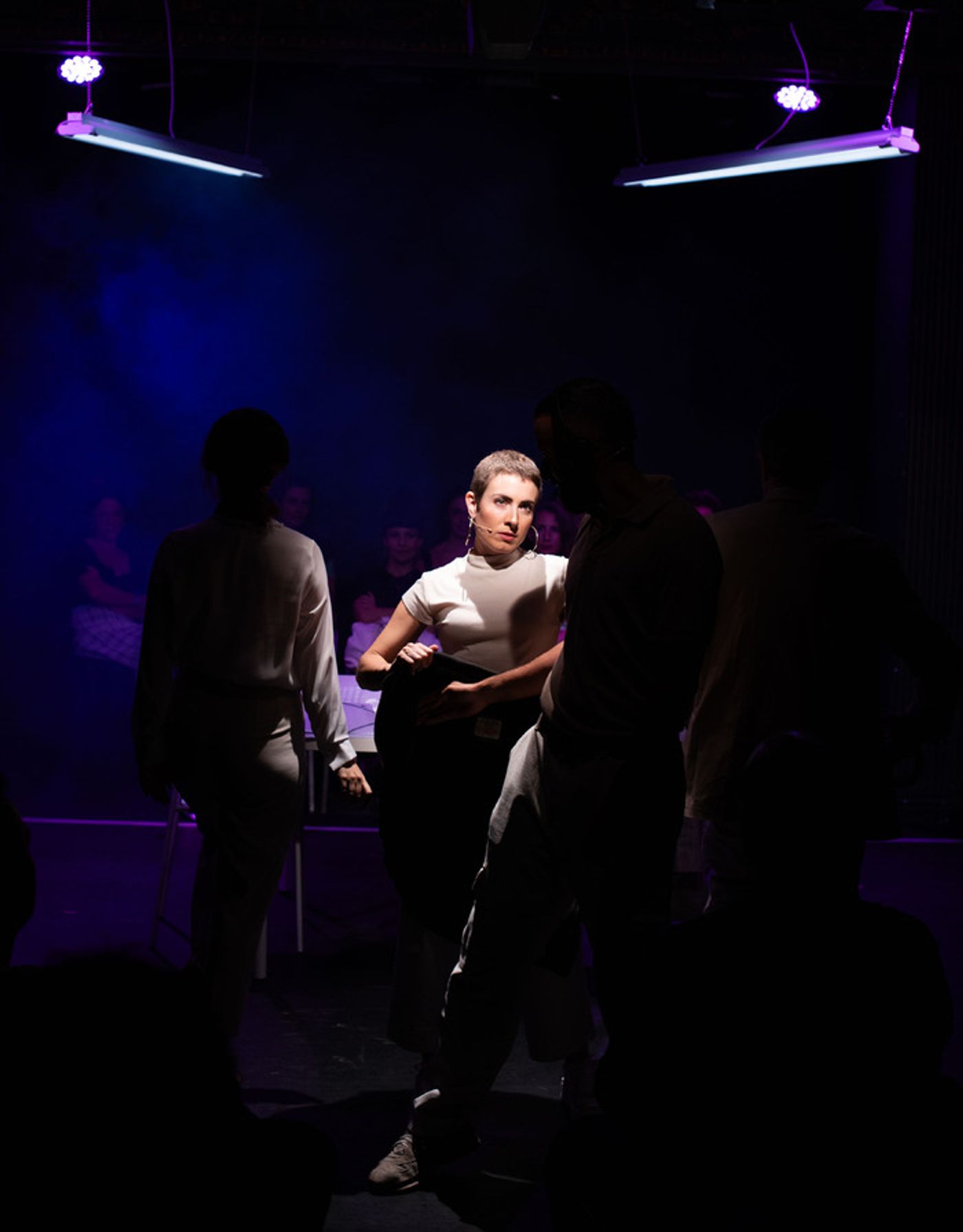 Photos: Nuevas fotos de escena de ATRAPADAS EN LA OFI en el Lara Photos: Nuevas fotos de escena de ATRAPADAS EN LA OFI en el Lara Image