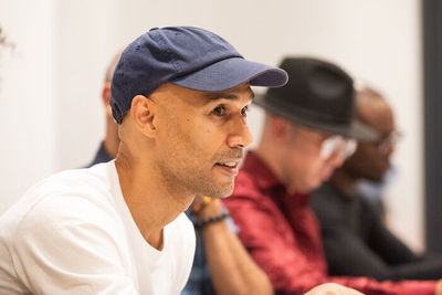 Luis Vega (Juan De Marcos)
 Photo