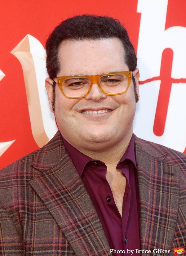 Josh Gad Photo