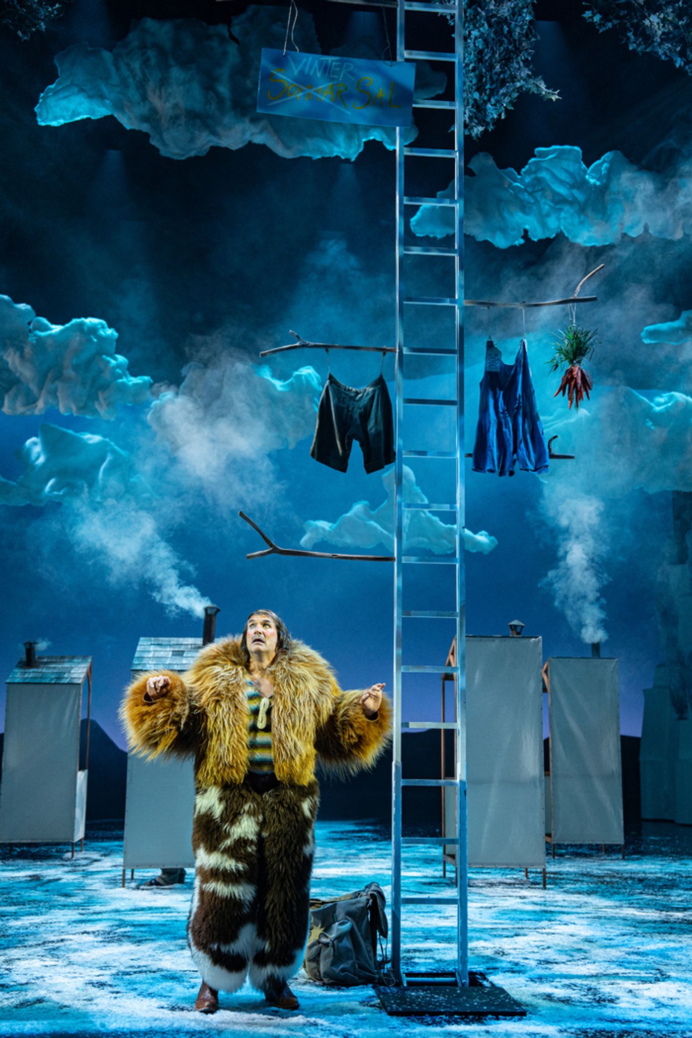 Photos: Get a First Look at Non-Replica FROZEN at Norway's Det Norske Teatret  Image
