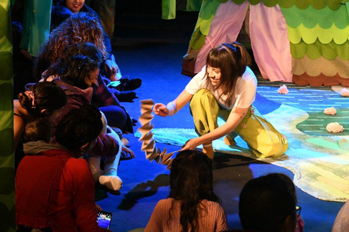 Photos: Las Funciones Relajadas Del Inbal Y La Coordinación Nacional De Teatro Presentaron La Obra Un Jardín Photos: Las Funciones Relajadas Del Inbal Y La Coordinación Nacional De Teatro Presentaron La Obra Un Jardín Image