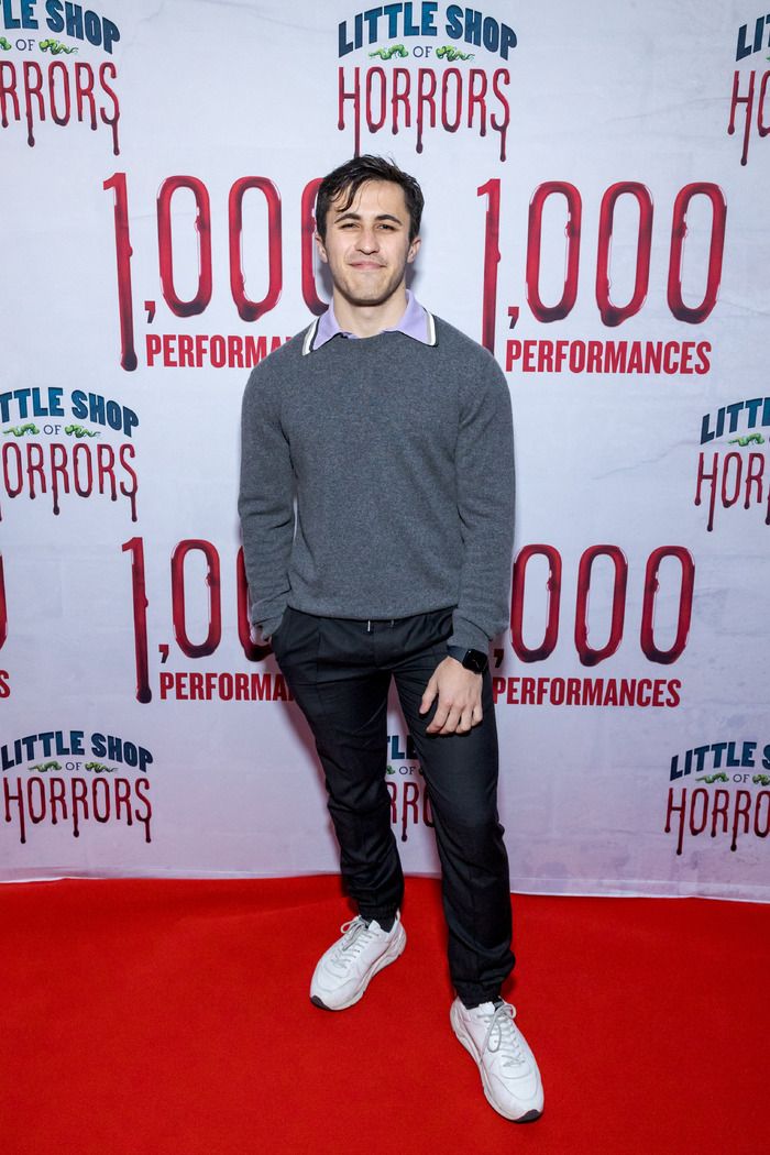 Photos: LITTLE SHOP OF HORRORS Celebrates 1000 Performances — photo 15 of 42