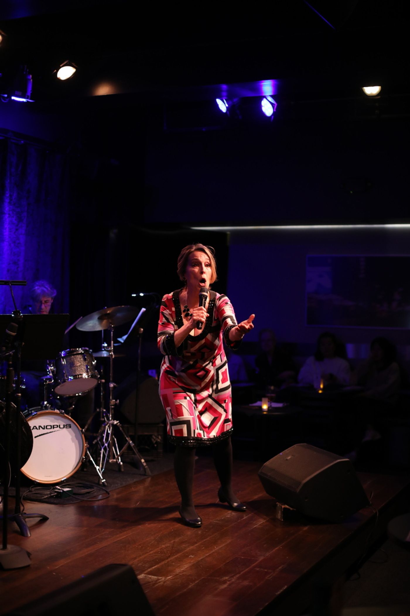 Photos: October 10th THE LINEUP WITH SUSIE MOSHER Shines Bright With Starry Talents Photos: October 10th THE LINEUP WITH SUSIE MOSHER Shines Bright With Starry Talents Image