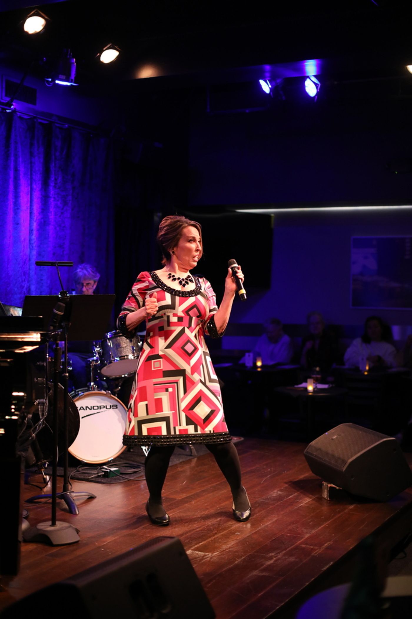 Photos: October 10th THE LINEUP WITH SUSIE MOSHER Shines Bright With Starry Talents Photos: October 10th THE LINEUP WITH SUSIE MOSHER Shines Bright With Starry Talents Image