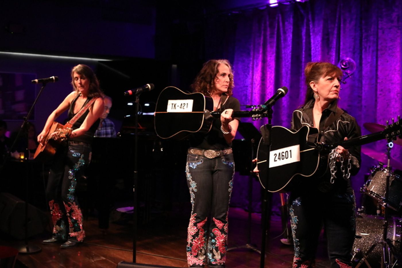 Photos: October 10th THE LINEUP WITH SUSIE MOSHER Shines Bright With Starry Talents Photos: October 10th THE LINEUP WITH SUSIE MOSHER Shines Bright With Starry Talents Image