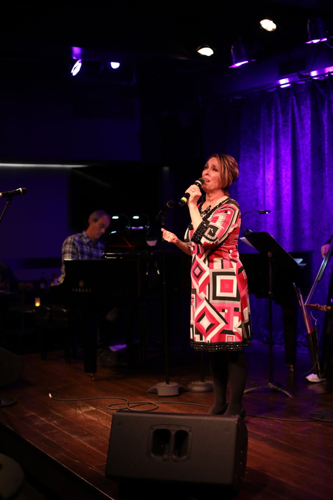 Photos: October 10th THE LINEUP WITH SUSIE MOSHER Shines Bright With Starry Talents Photos: October 10th THE LINEUP WITH SUSIE MOSHER Shines Bright With Starry Talents Image