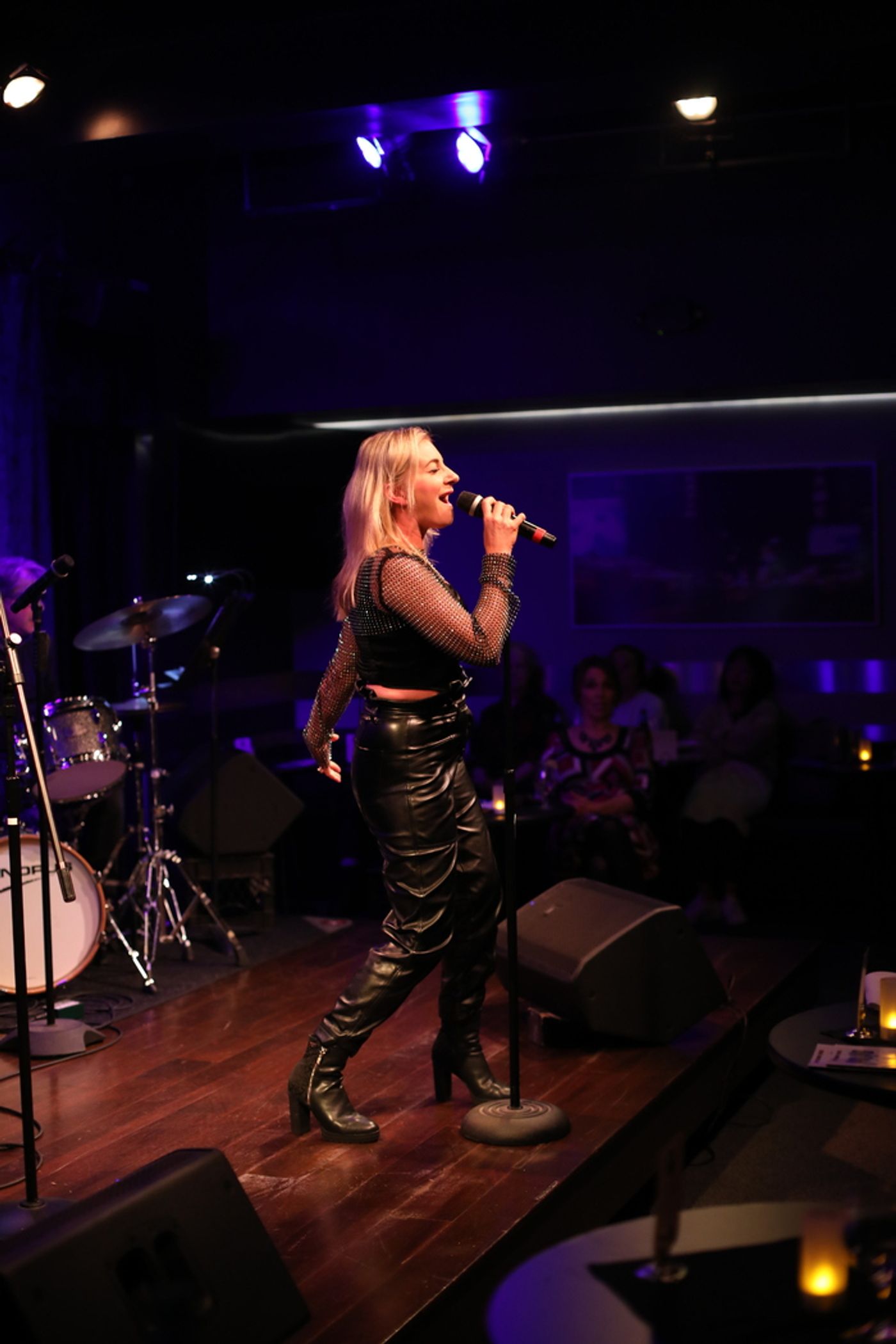 Photos: October 10th THE LINEUP WITH SUSIE MOSHER Shines Bright With Starry Talents Photos: October 10th THE LINEUP WITH SUSIE MOSHER Shines Bright With Starry Talents Image