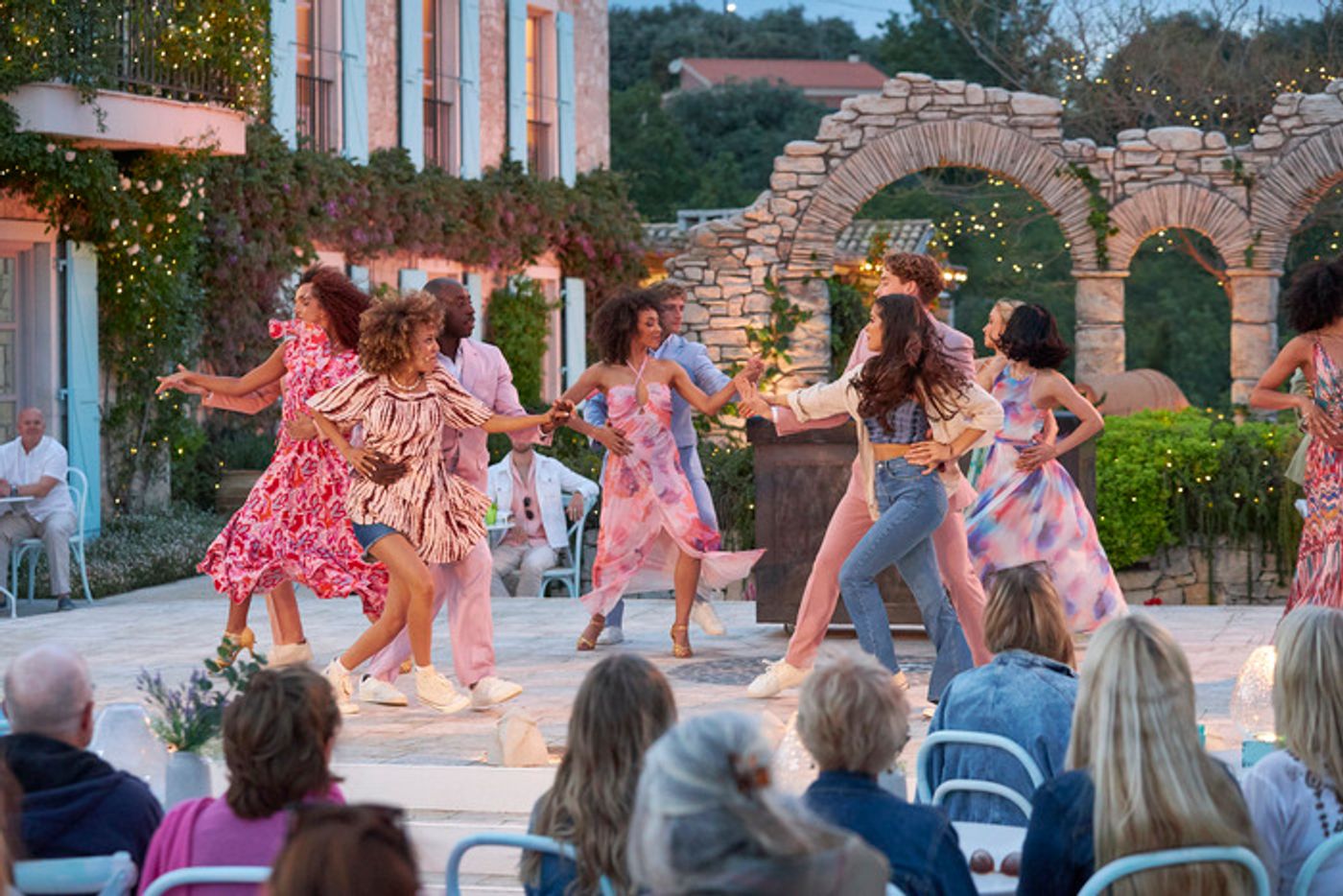 Photos: First Look at Episode 1 of MAMMA MIA! I HAVE A DREAM  Image