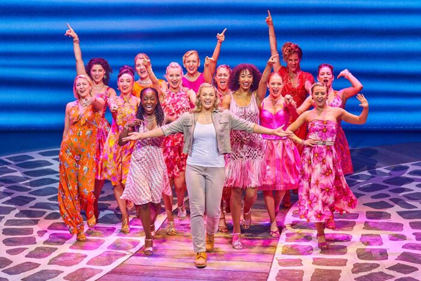 Photos/Video: First Look at the New Cast of MAMMA MIA! in the West End  Image